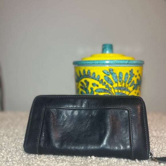 Betsey Johnson Black leather Studded Wallet - Picture 2 of 4